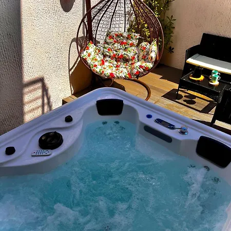 Babis Blue With Private Hot Tub Rhodes City
